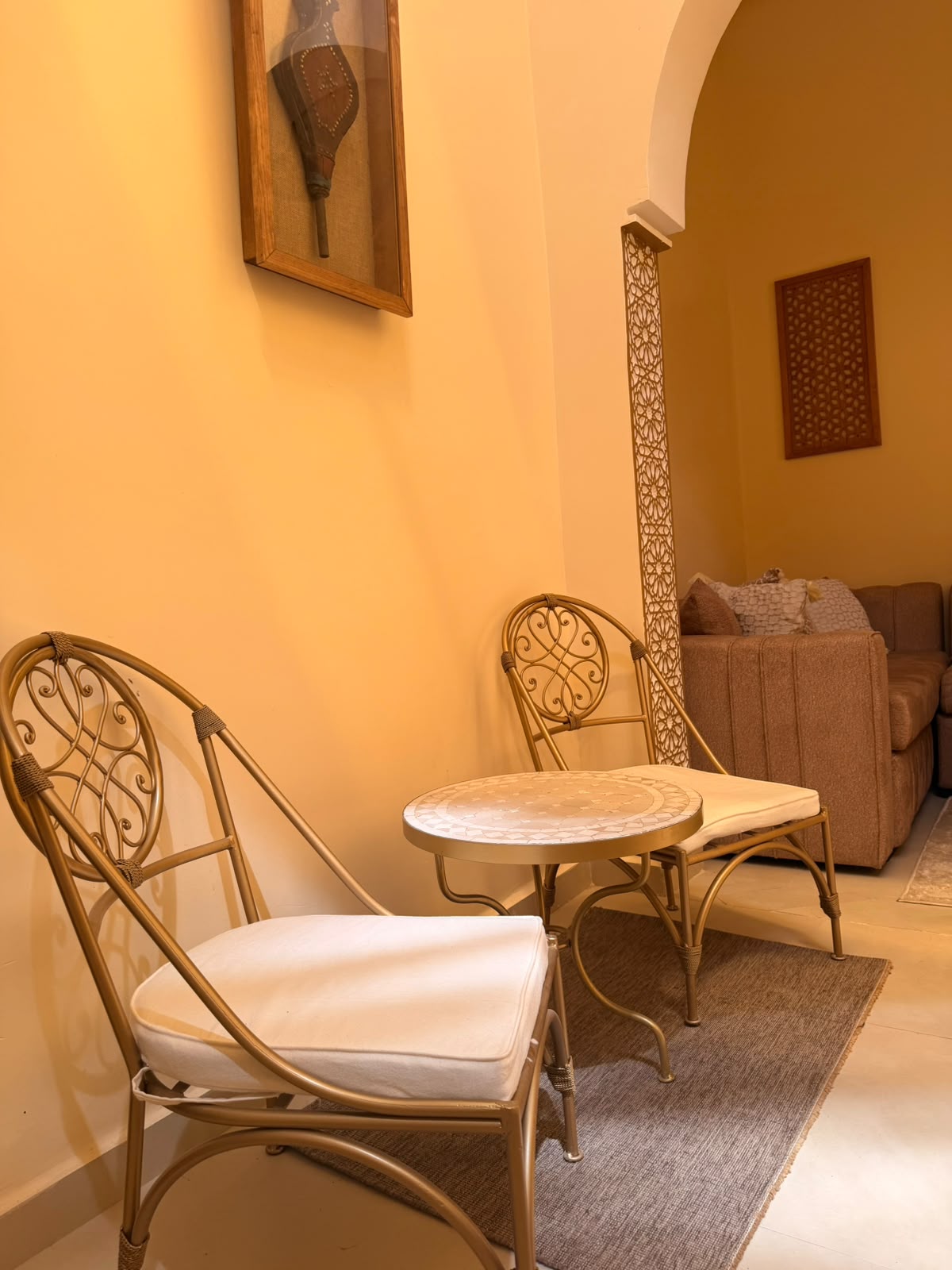Lune salon detail